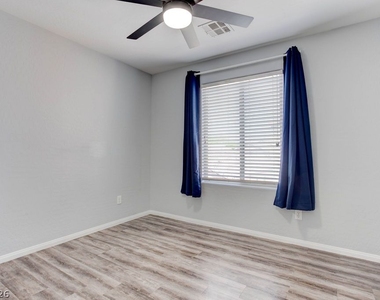 7724 Vibrant Thread Court - Photo Thumbnail 31