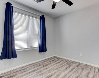 7724 Vibrant Thread Court - Photo Thumbnail 32