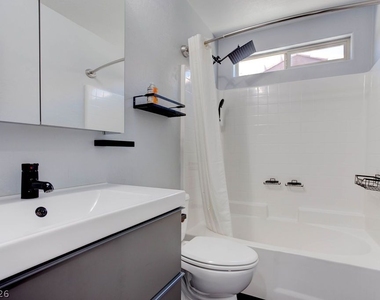 7724 Vibrant Thread Court - Photo Thumbnail 26