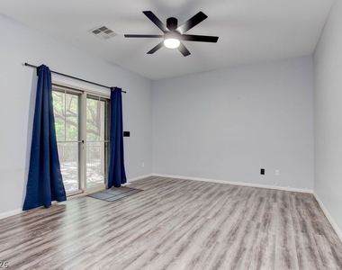 7724 Vibrant Thread Court - Photo Thumbnail 1