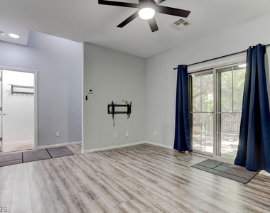 7724 Vibrant Thread Court - Photo Thumbnail 2