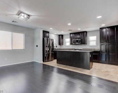 7724 Vibrant Thread Court - Photo Thumbnail 5