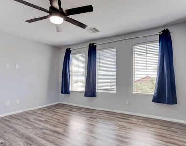 7724 Vibrant Thread Court - Photo Thumbnail 23