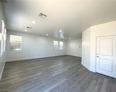 6979 Painted Vista Court - Photo Thumbnail 7