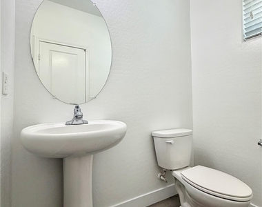 6979 Painted Vista Court - Photo Thumbnail 16