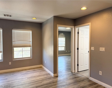 10329 Kalang Street - Photo Thumbnail 15
