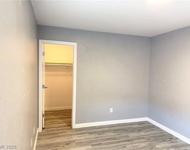 10329 Kalang Street - Photo Thumbnail 14