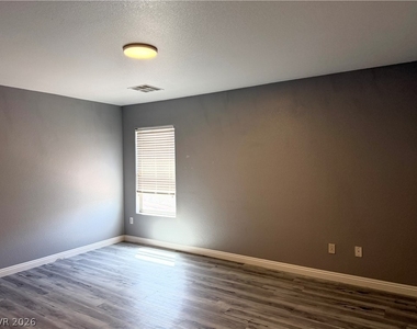 10329 Kalang Street - Photo Thumbnail 28