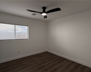 11232 Albergotta Court - Photo Thumbnail 13