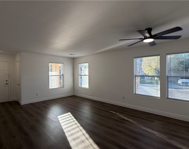 11232 Albergotta Court - Photo Thumbnail 4