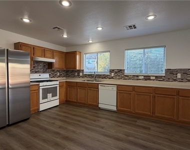 11232 Albergotta Court - Photo Thumbnail 9