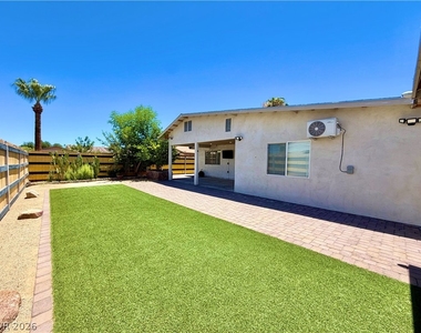 6144 Rosalita Avenue - Photo Thumbnail 23