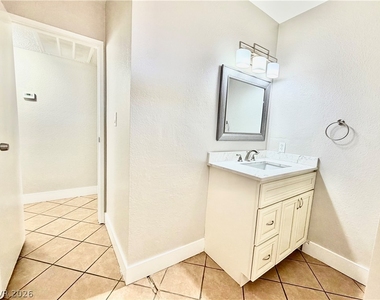 6144 Rosalita Avenue - Photo Thumbnail 11