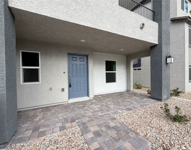 5824 Wisteria Walk Street - Photo Thumbnail 4