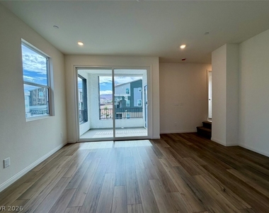 5824 Wisteria Walk Street - Photo Thumbnail 27