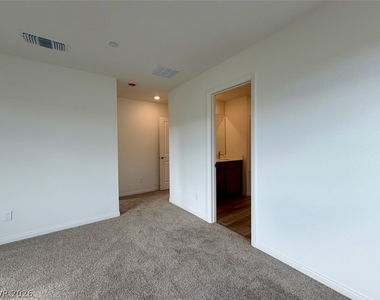 5824 Wisteria Walk Street - Photo Thumbnail 39