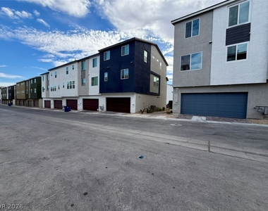 5824 Wisteria Walk Street - Photo Thumbnail 58