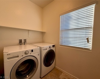 1141 Bobby Basin Avenue - Photo Thumbnail 54