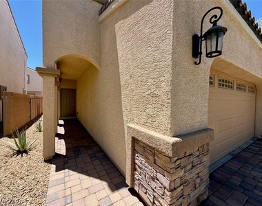 1141 Bobby Basin Avenue - Photo Thumbnail 4