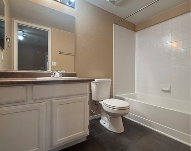 7255 Sunset Road - Photo Thumbnail 14
