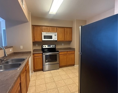 7255 Sunset Road - Photo Thumbnail 7