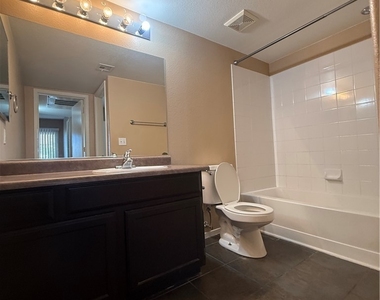7255 Sunset Road - Photo Thumbnail 10