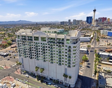 900 Las Vegas Boulevard - Photo Thumbnail 35