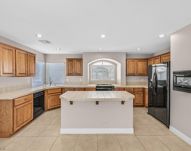 10971 Carberry Hill Street - Photo Thumbnail 9