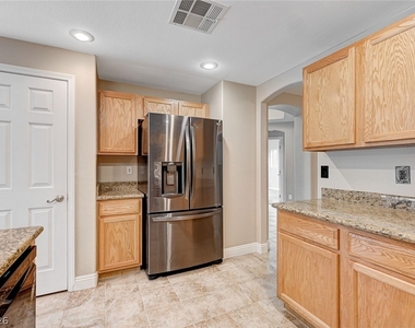 821 Titan Peak Place - Photo Thumbnail 14