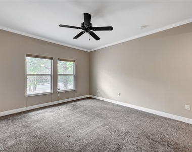 821 Titan Peak Place - Photo Thumbnail 22