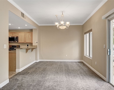 821 Titan Peak Place - Photo Thumbnail 7
