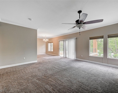 821 Titan Peak Place - Photo Thumbnail 5