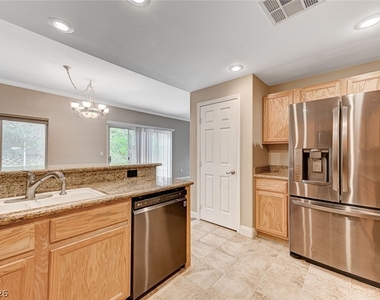 821 Titan Peak Place - Photo Thumbnail 12