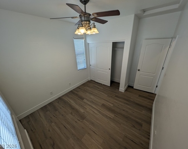 8164 Cape Ito Court - Photo Thumbnail 21
