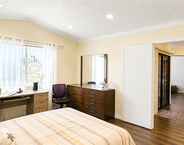 5213 Orchard Hills Avenue - Photo Thumbnail 19