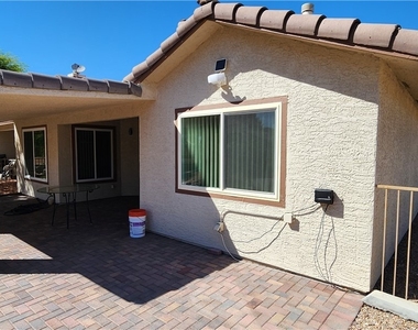 5213 Orchard Hills Avenue - Photo Thumbnail 5