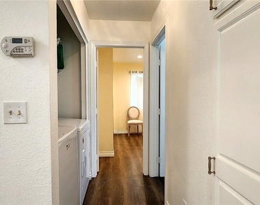 5213 Orchard Hills Avenue - Photo Thumbnail 25