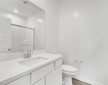 600 N Carriage Hill Drive - Photo Thumbnail 12