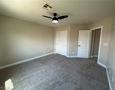 9007 Mossy Hollow Avenue - Photo Thumbnail 16