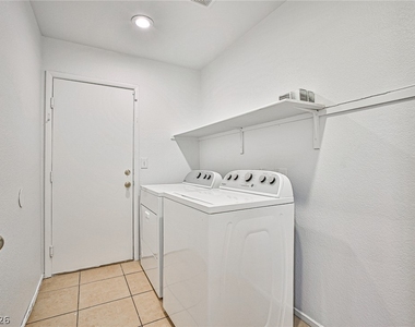 1201 Pueblo Hills - Photo Thumbnail 9