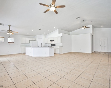 1201 Pueblo Hills - Photo Thumbnail 5