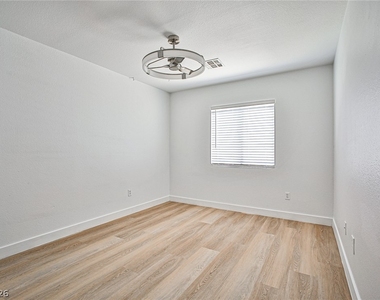 1201 Pueblo Hills - Photo Thumbnail 13