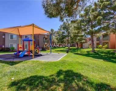 2101 Blue Breeze Drive - Photo Thumbnail 28