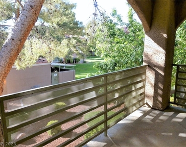2101 Blue Breeze Drive - Photo Thumbnail 23