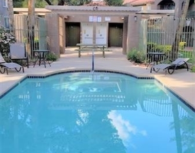 2121 Blue Breeze Drive - Photo Thumbnail 23