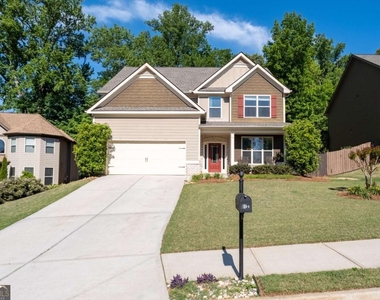4910 Belcrest Way - Photo Thumbnail 1