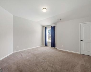 4910 Belcrest Way - Photo Thumbnail 28