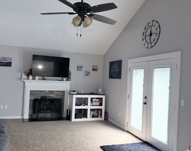 123 The Esplanade Way Sw - Photo Thumbnail 1