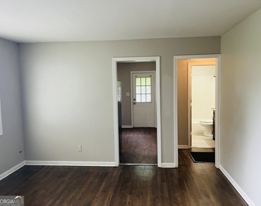 217 W Central Avenue - Photo Thumbnail 2