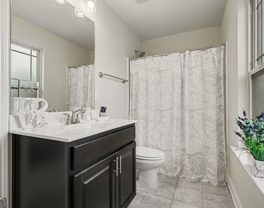 837 Everleigh Court - Photo Thumbnail 12